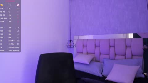 Snapshot of roxie_summers chatting on 3, 2, 2025 Roxie online show from 3, 2, 2025