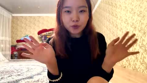 Emma online show from 22, 11, 2025