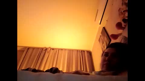 Snapshot of roxolanaa_sexy chatting on 3, 1, 2025 ROXOLANAA SEXY online show from 3, 1, 2025