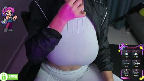 Snapshot of roxy_clark chatting on 9, 6, 2026 Annah online show from 9, 6, 2026