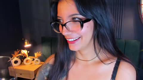 Snapshot of roxy_hell chatting on 7, 3, 2025 Roxy hell online show from 7, 3, 2025