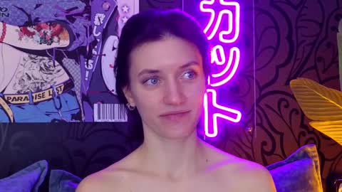 Snapshot of roxy_riot_ chatting on 2, 3, 2025 roxy_riot_ online show from 2, 3, 2025