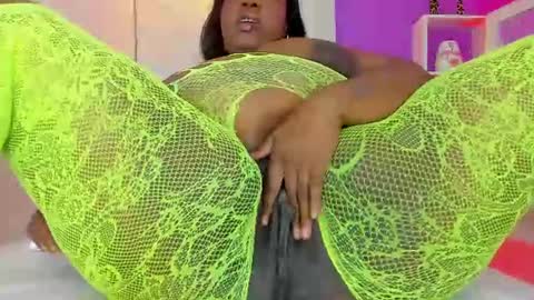 Snapshot of roxy_sexy69 chatting on 17, 6, 2026 roxy_sexy69 online show from 17, 6, 2026