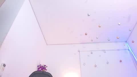 roxy_stone1 online show from 12, 3, 2025