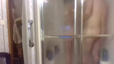 Roxy and Brock online show from 22, 10, 2025