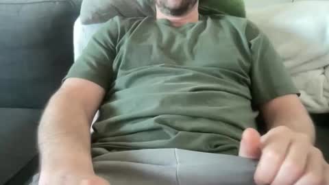Snapshot of roythegil chatting on 10, 5, 2026 roythegil online show from 10, 5, 2026