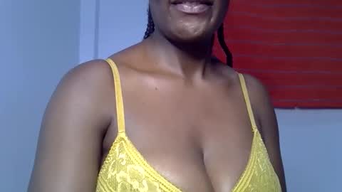 Snapshot of rozie34 chatting on 25, 2, 2026 rozie34 online show from 25, 2, 2026