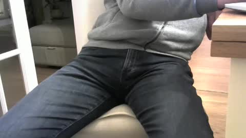 Snapshot of rsindie2 chatting on 16, 12, 2024 rsindie2 online show from 16, 12, 2024