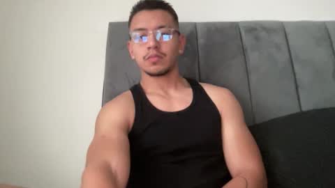 Snapshot of ruandavid chatting on 12, 11, 2025 Ruan David online show from 12, 11, 2025