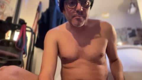 Subhole caged online show from 19, 12, 2025