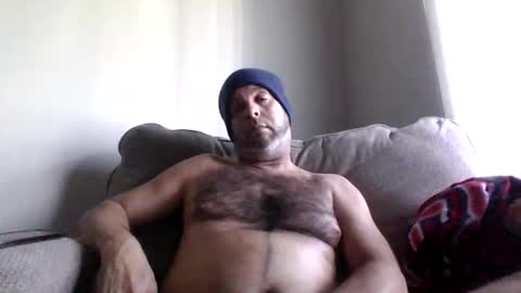 rubbingoneout714 online show from 1, 1, 2025