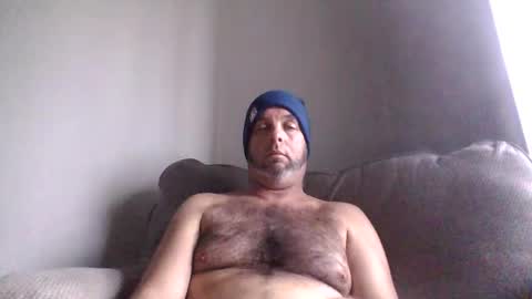 rubbingoneout714 online show from 5, 1, 2025