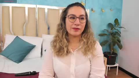 Snapshot of rubby_taylor chatting on 29, 4, 2026 RubbyTaylor online show from 29, 4, 2026
