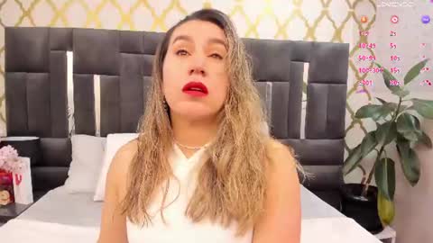 Snapshot of rubby_taylor chatting on 25, 6, 2026 RubbyTaylor online show from 25, 6, 2026