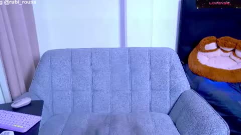 Snapshot of rubi_rouss chatting on 17, 7, 2026 rubi rouss instagran and X or tw FAV VIBES11 9 33 101 moan and explode my balls online show from 17, 7, 2026