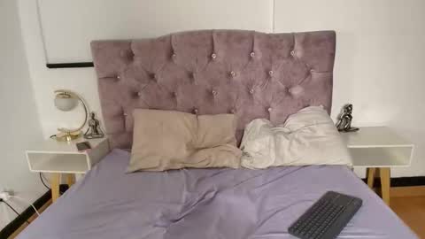 ruby_rouge_ online show from 19, 3, 2026