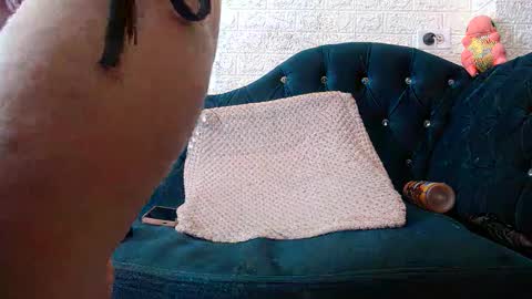 rubyemerald_ online show from 6, 2, 2025