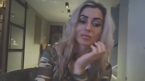 Snapshot of rubyroseandtastytim chatting on 18, 7, 2026 rubyroseandtastytim online show from 18, 7, 2026