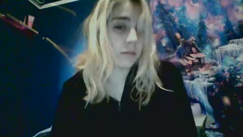 Snapshot of rubyy_nicolee chatting on 16, 11, 2025 rubyy_nicolee online show from 16, 11, 2025