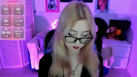 Snapshot of rubyybennett chatting on 3, 10, 2025 rubyybennett online show from 3, 10, 2025