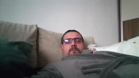 Snapshot of rul3ssuck chatting on 27, 12, 2024 rul3ssuck online show from 27, 12, 2024