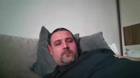 Snapshot of rul3ssuck chatting on 17, 1, 2025 rul3ssuck online show from 17, 1, 2025