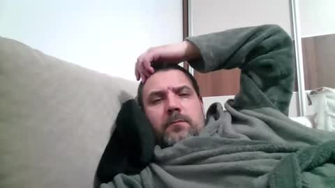 Snapshot of rul3ssuck chatting on 28, 2, 2025 rul3ssuck online show from 28, 2, 2025