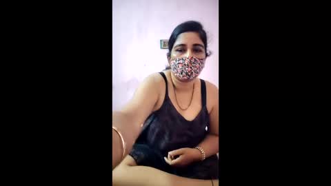 Snapshot of rupali_12 chatting on 5, 4, 2026 rupali_12 online show from 5, 4, 2026