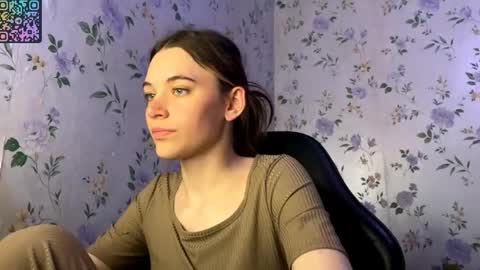 Snapshot of rusmedium chatting on 2, 6, 2026 Lisa and Vlad online show from 2, 6, 2026