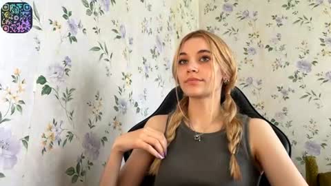 Snapshot of rusmedium chatting on 14, 6, 2026 Lisa and Vlad online show from 14, 6, 2026