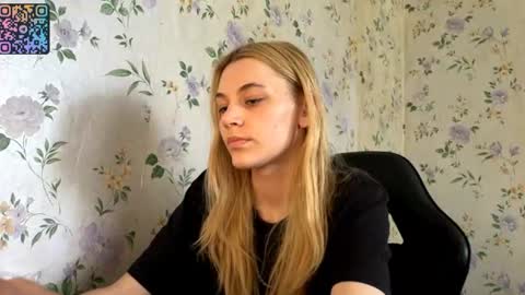 Snapshot of rusmedium chatting on 2, 7, 2026 Lisa and Vlad online show from 2, 7, 2026
