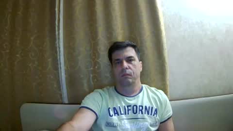 Snapshot of rusqadisx chatting on 20, 6, 2026 rusqadisx online show from 20, 6, 2026