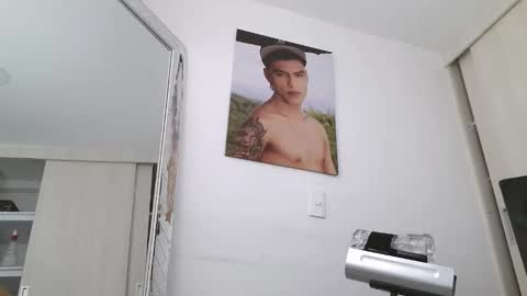  R U S S E L L  online show from 13, 2, 2026