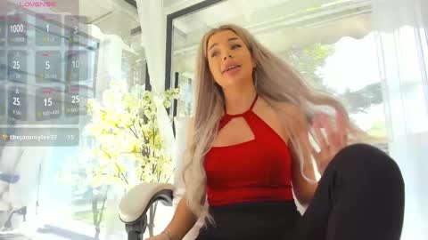 Snapshot of russian_ava chatting on 29, 4, 2026 Ava online show from 29, 4, 2026