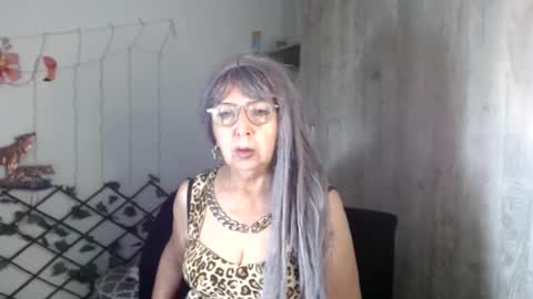 ruth_blue21 online show from 11, 3, 2025