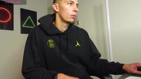 RYAN DOZER online show from 9, 10, 2025