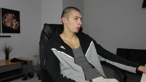 RYAN DOZER online show from 26, 10, 2025