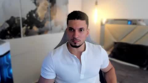Snapshot of ryan_ward79 chatting on 4, 7, 2026 Ryan online show from 4, 7, 2026