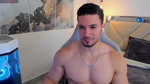 Snapshot of ryan_ward79 chatting on 28, 7, 2026 Ryan online show from 28, 7, 2026