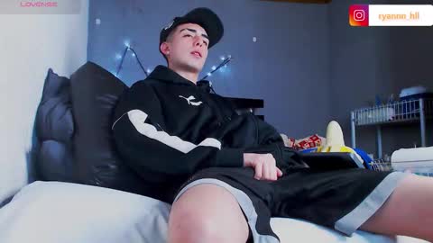 Ryannhill  online show from 11, 9, 2025