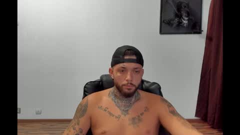 Snapshot of s1nmaster chatting on 19, 9, 2025 s1nmaster online show from 19, 9, 2025