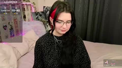 Snapshot of s_katekisa_ss chatting on 3, 3, 2025 Kate online show from 3, 3, 2025