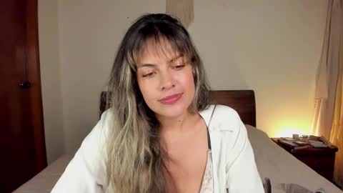 Leslie Beltrn online show from 19, 2, 2025