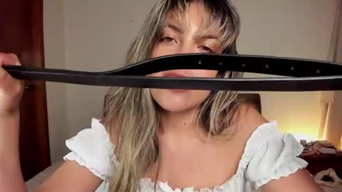 Leslie Beltrn online show from 20, 2, 2025