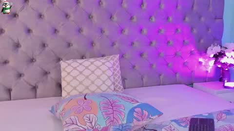 Snapshot of saamyreyes chatting on 4, 1, 2025 Saamy Reyes online show from 4, 1, 2025