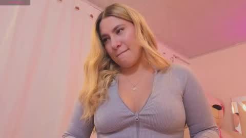 saaya_tay online show from 20, 2, 2026