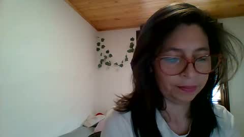 Snapshot of sabinadeluxe_cg chatting on 7, 10, 2025 sabinadeluxe_cg online show from 7, 10, 2025