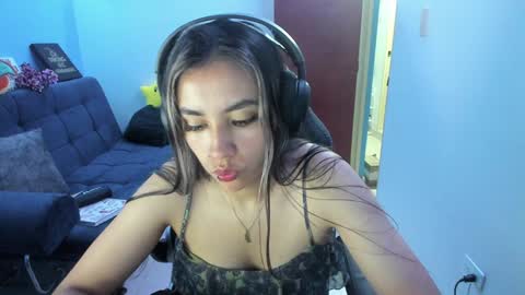 Snapshot of sabrina_chester_02 chatting on 5, 12, 2024 Angie online show from 5, 12, 2024