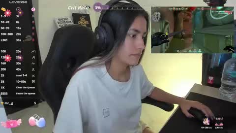 Angie  online show from 9, 10, 2025