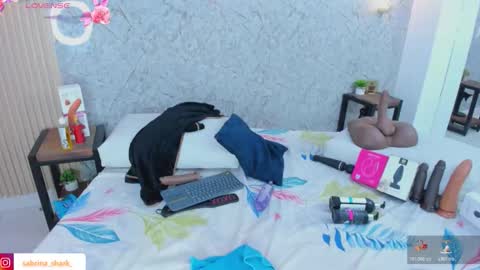 Sabrina Shark online show from 18, 11, 2025